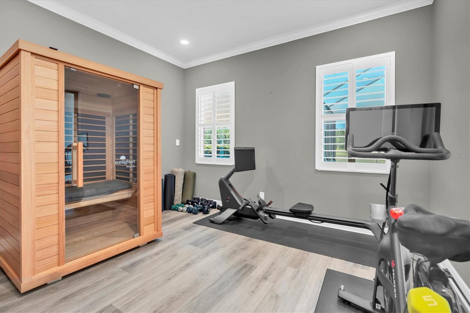 POOL ROOM