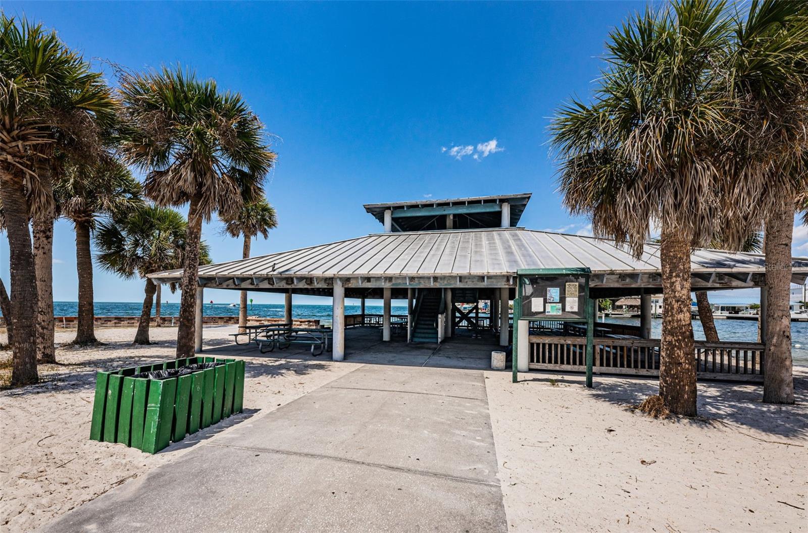 HUDSON BEACH