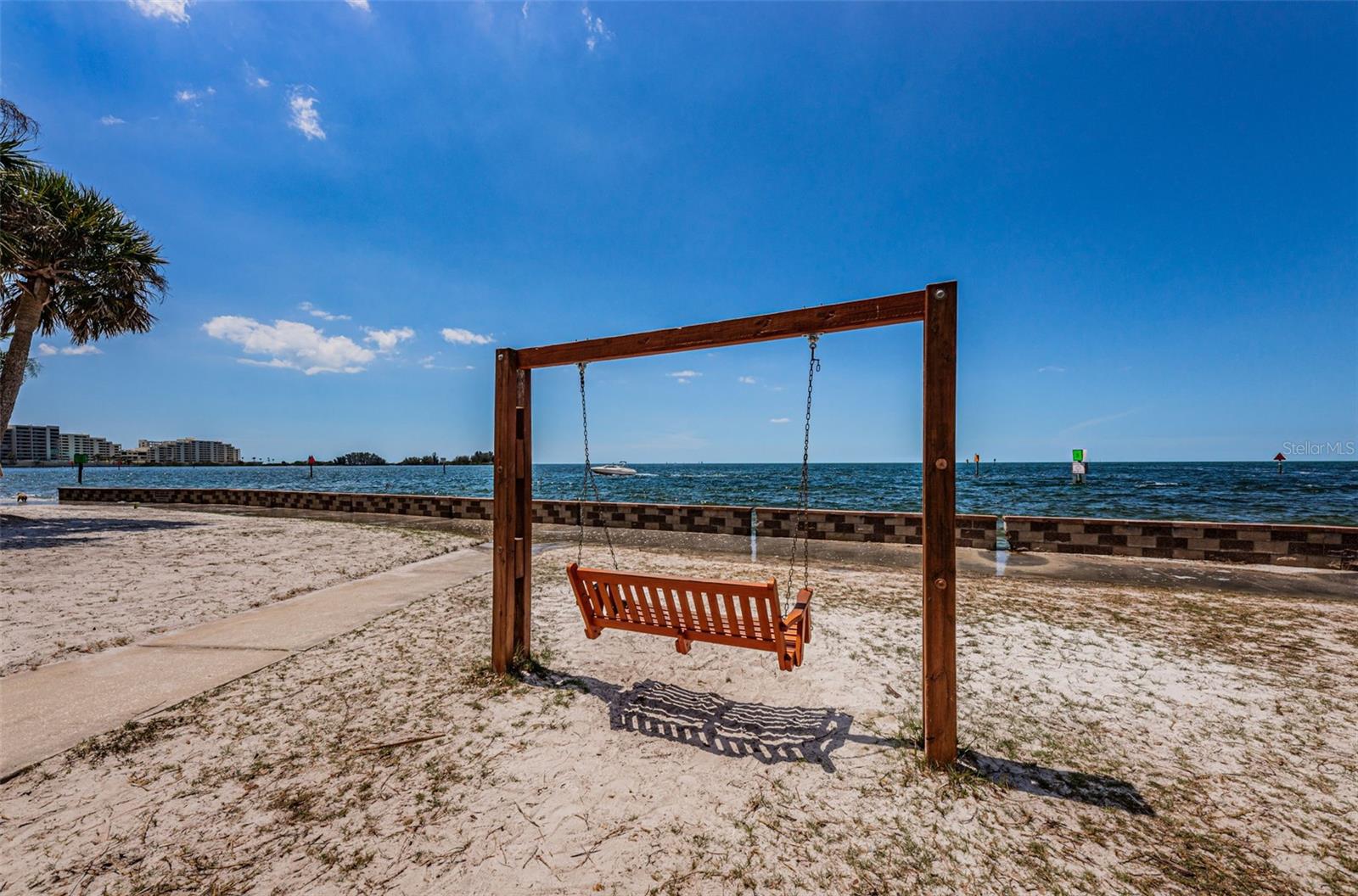 HUDSON BEACH