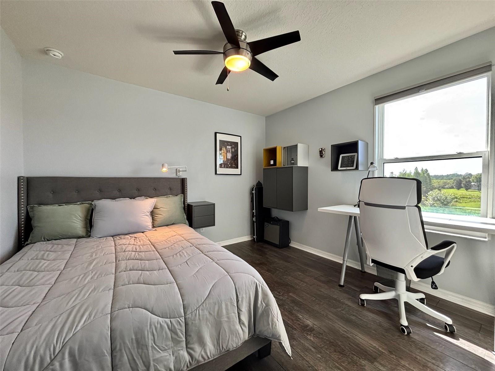 Bedroom 2 (upstairs)