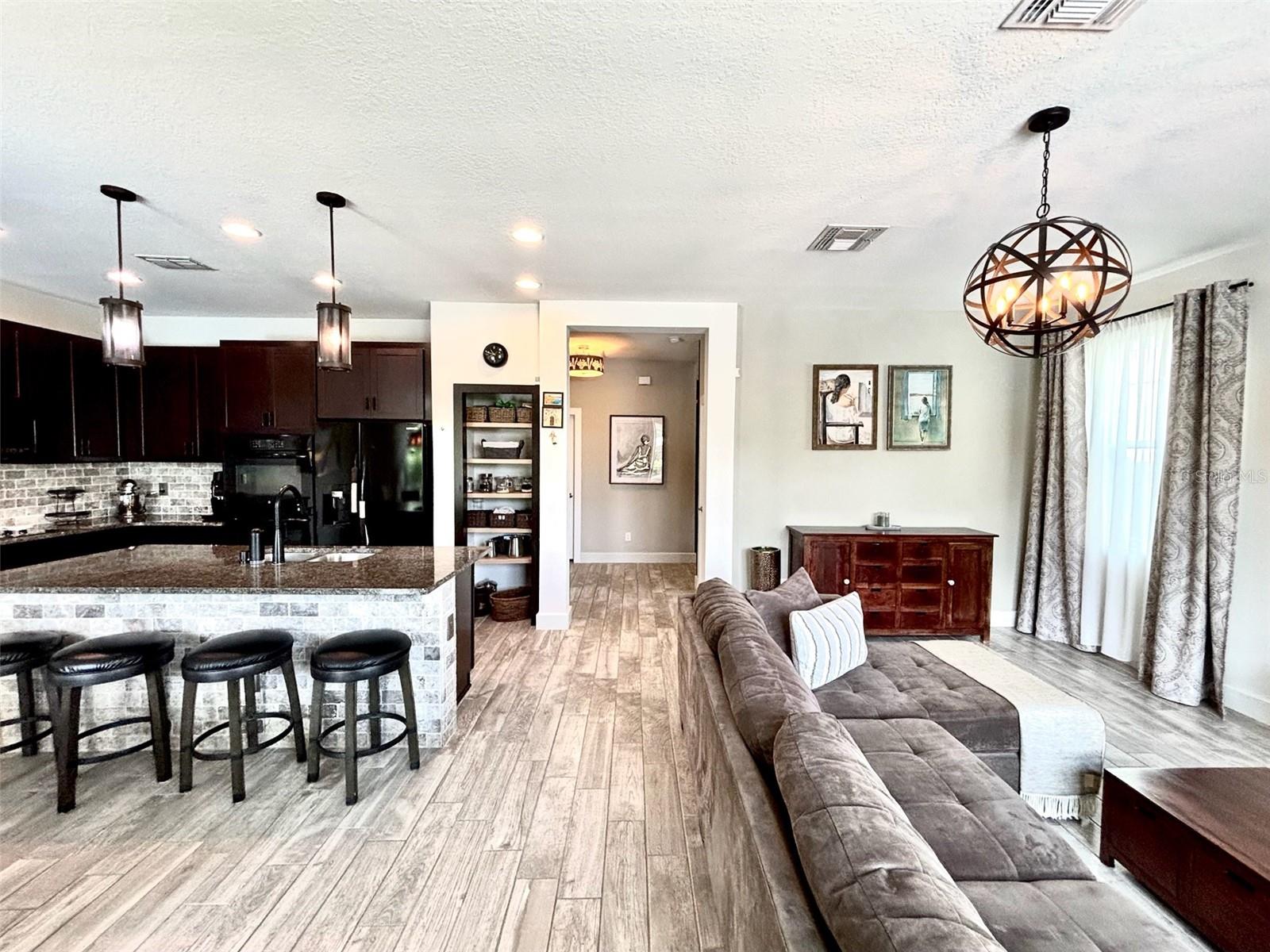 Kitchen/Living room