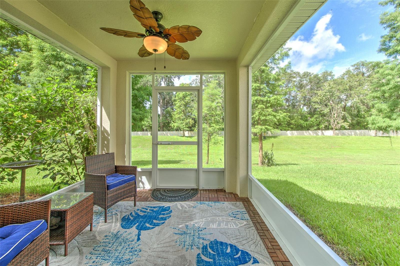 Corner Unit with no Rear Neighbors