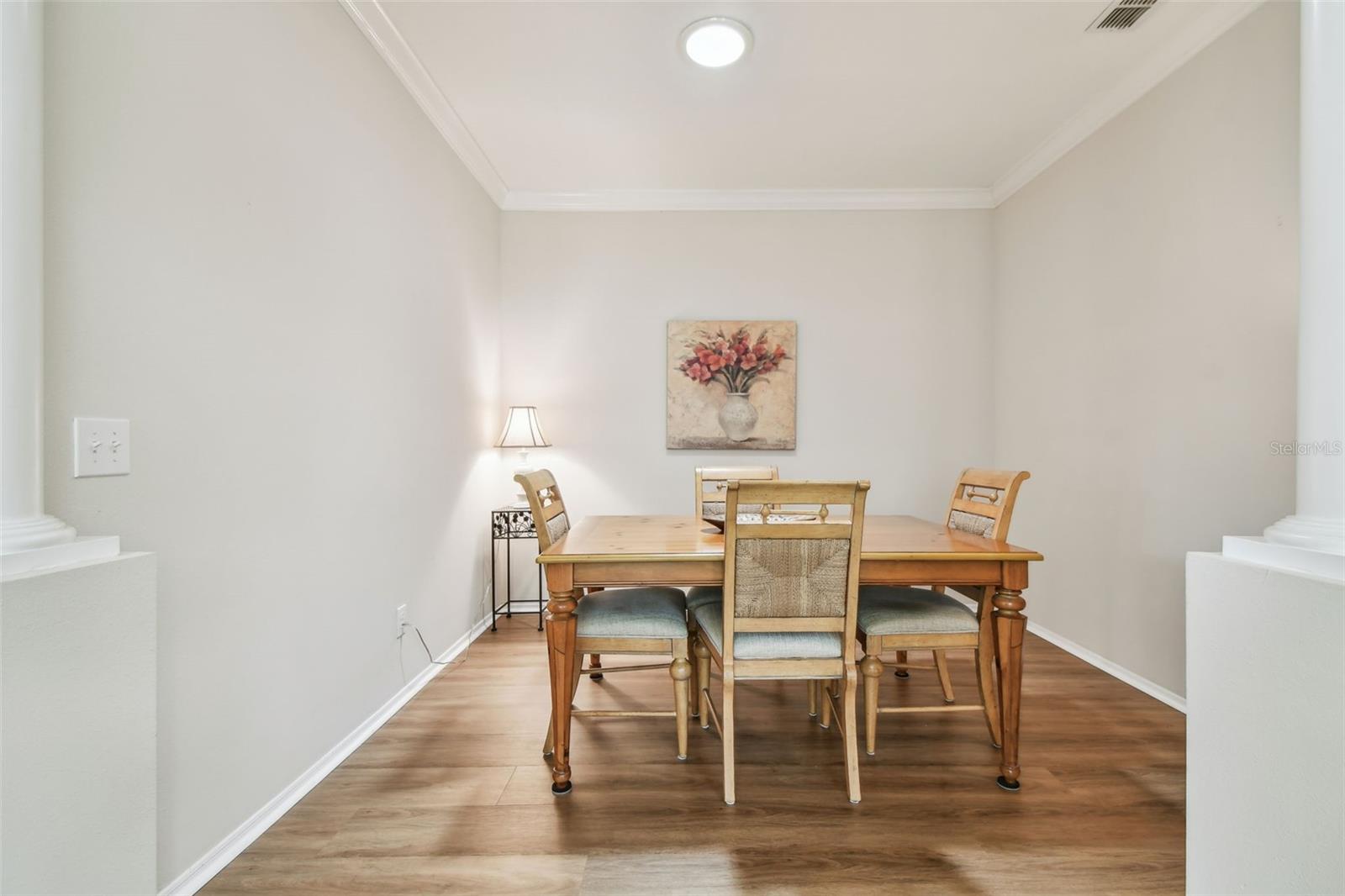 Dining room / den /office