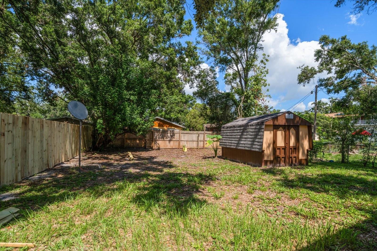 Plenty of room for a garden or an outdoor oasis!