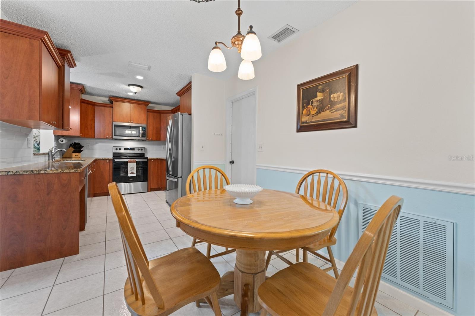 Dining Room right off Kitchen!