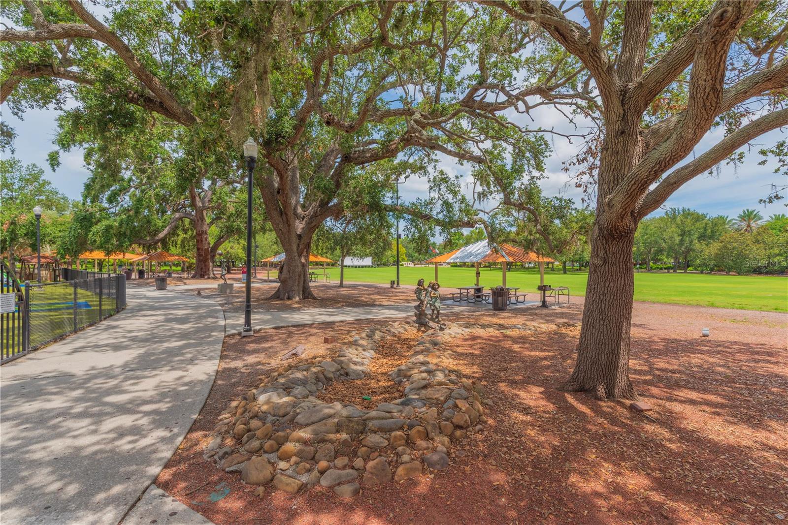 Largo Central Park.