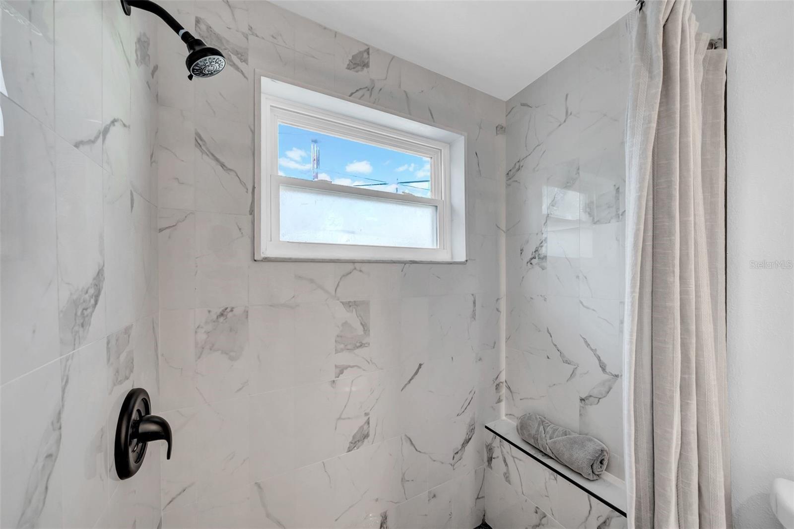 primary en suite