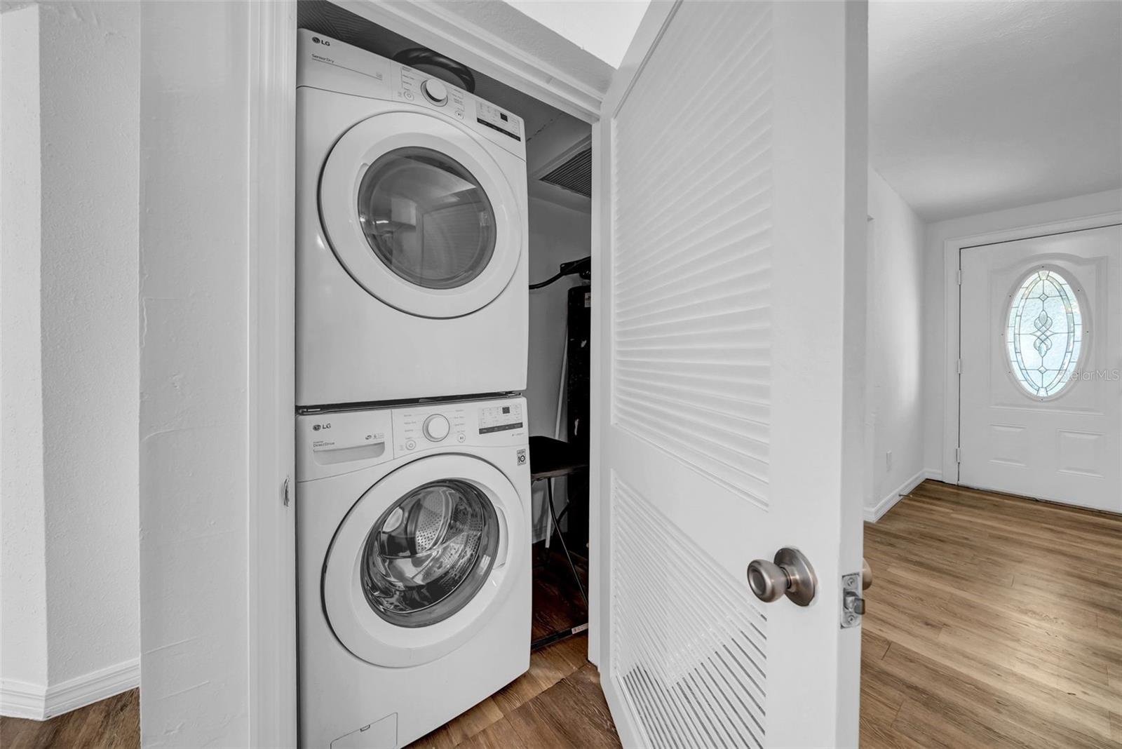 washer and dryer convey
