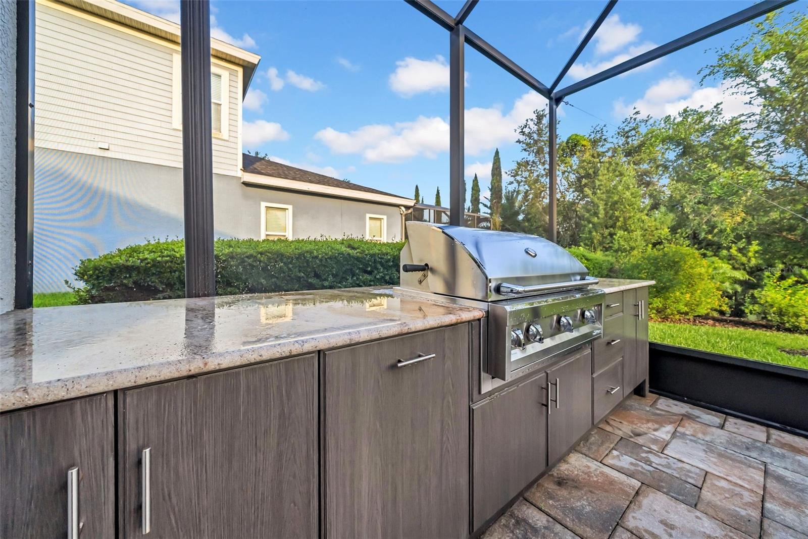Outdoor kitchen