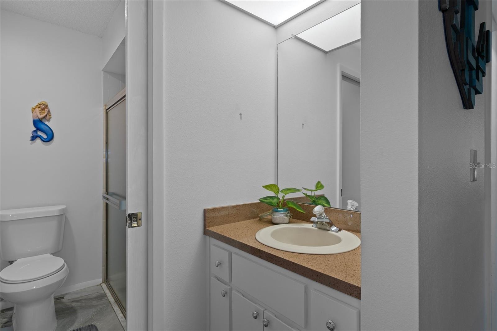 En Suite Bathroom