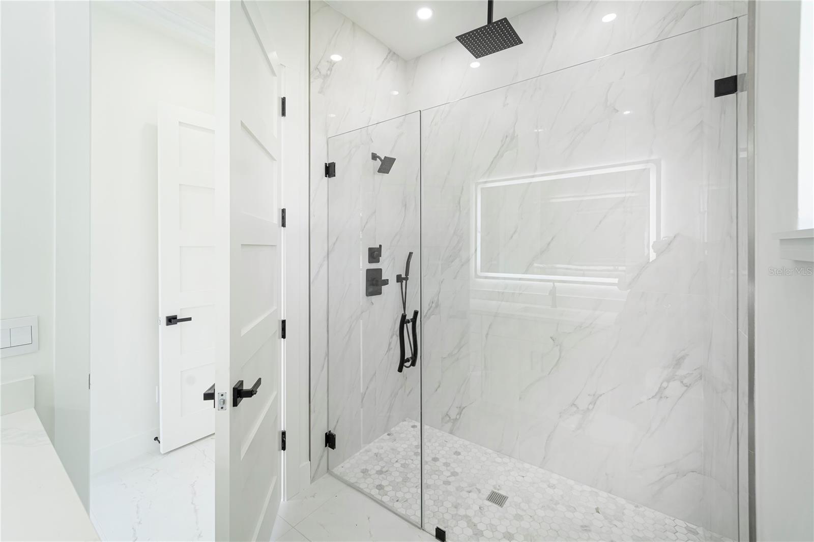 En Suite Bathroom
