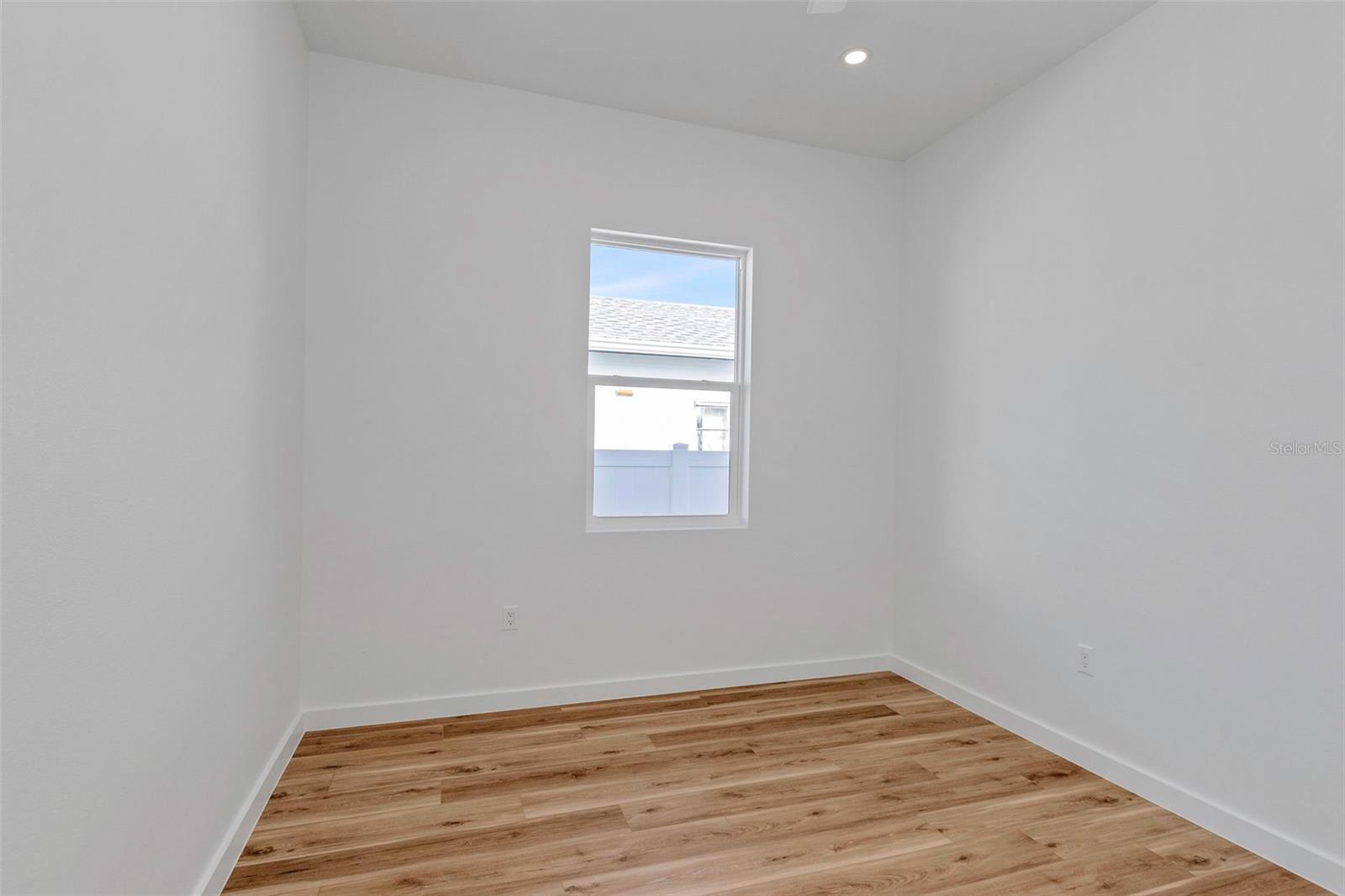 Office/Den/Studio