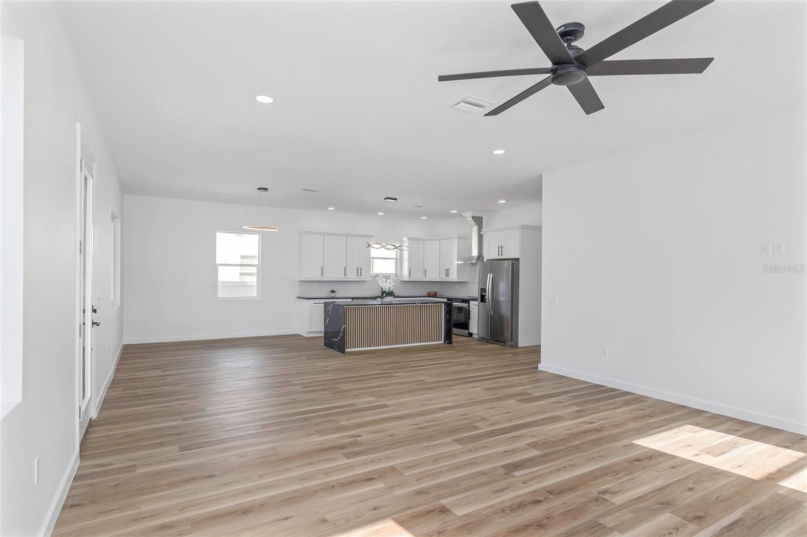 Kitchen/Dining