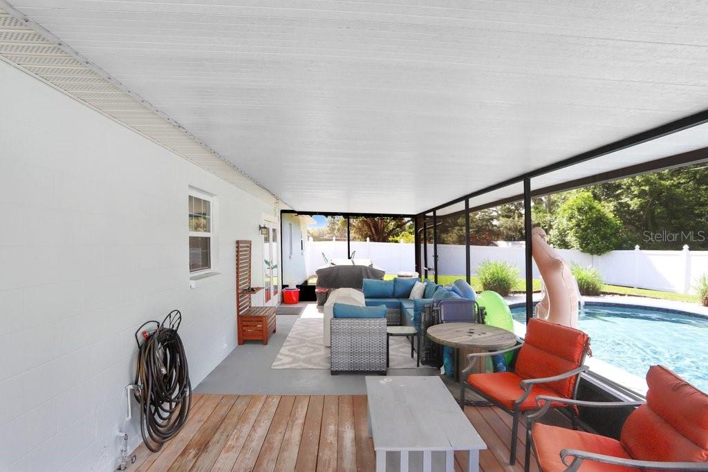Large Screened Porch
