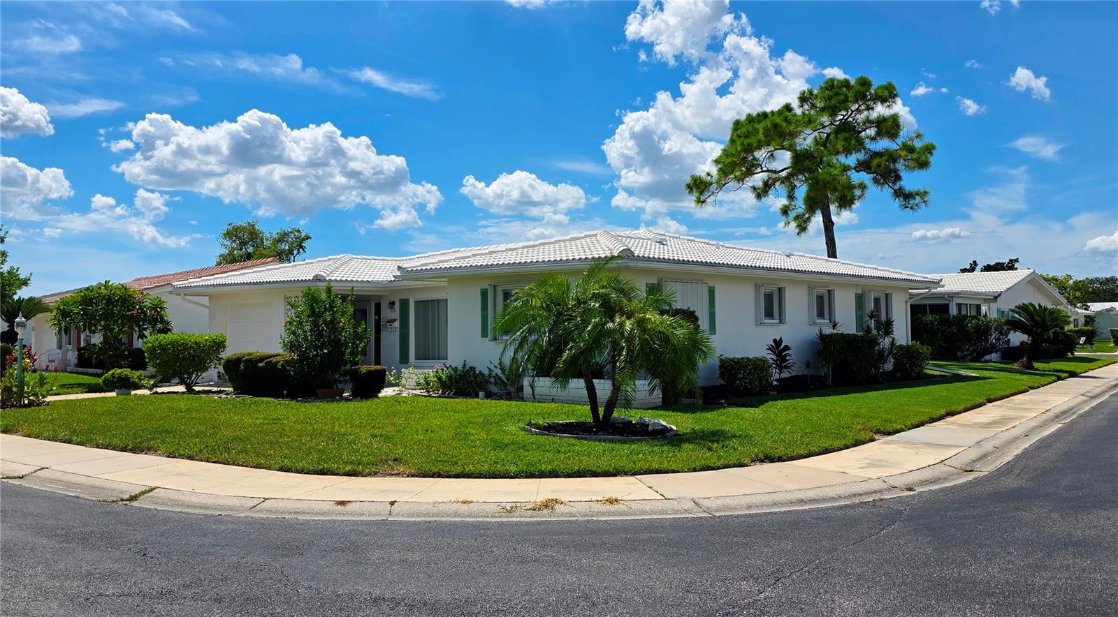 Large corner lot