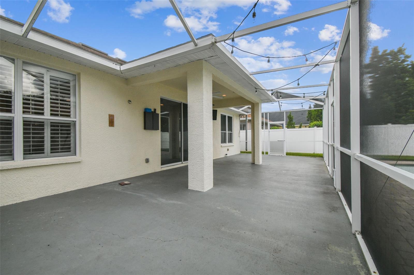 Spacious extended lanai
