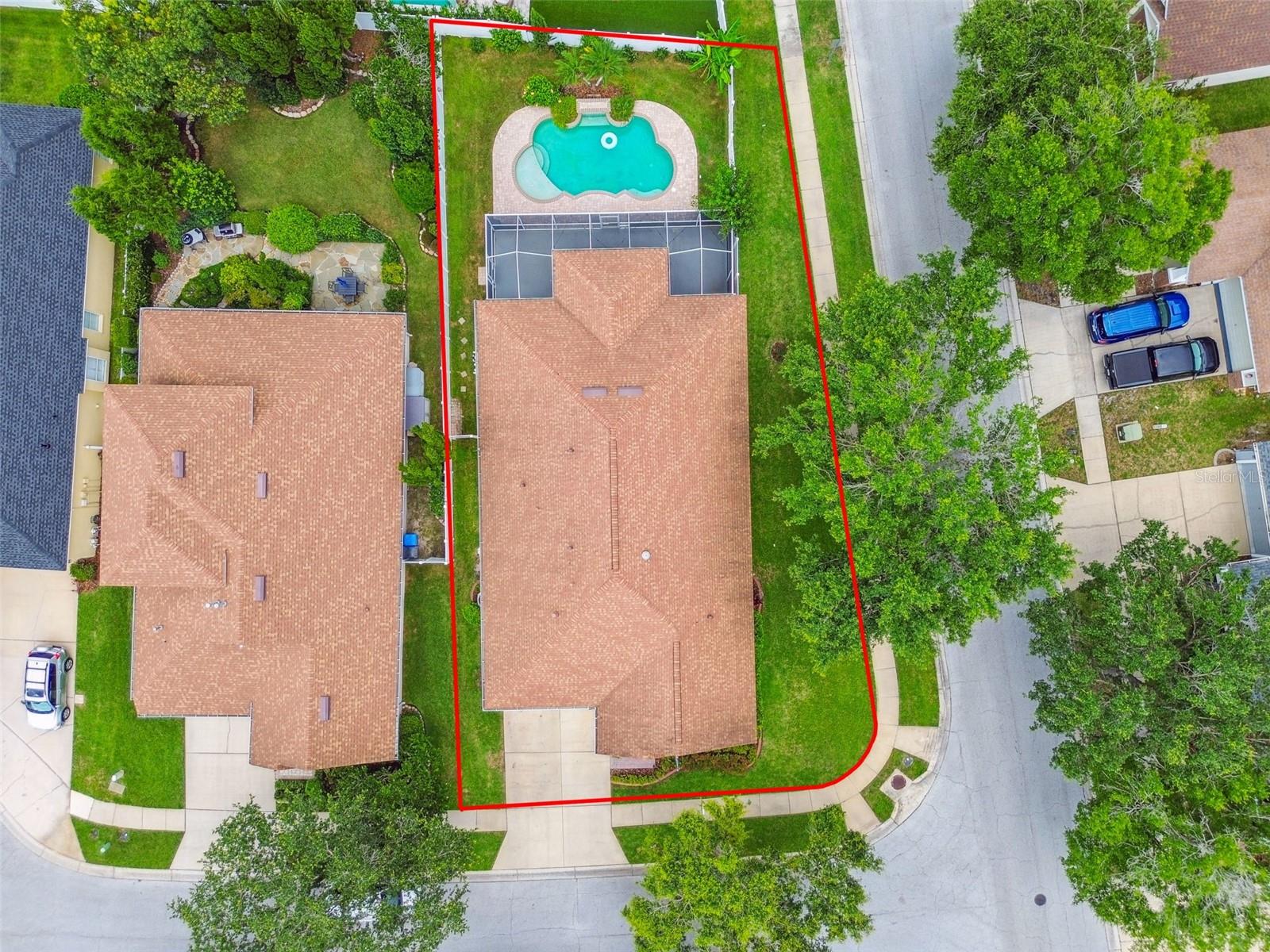 Large corner lot!