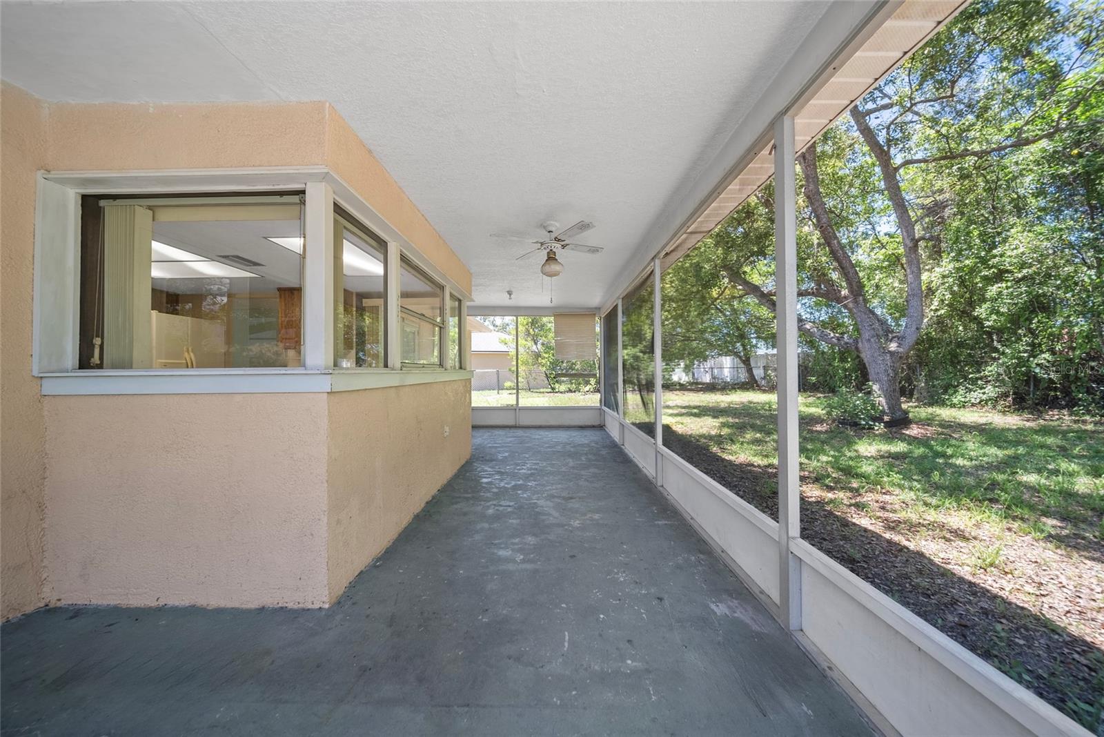 Screened in porch