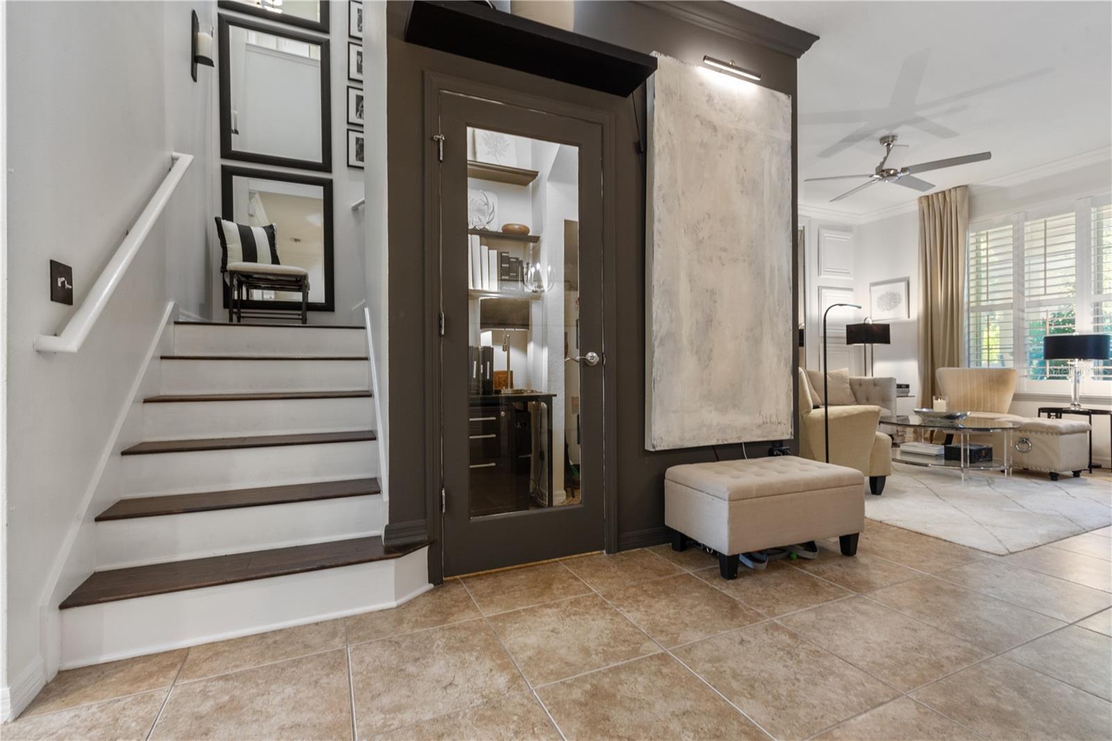 Small Nook off Dining