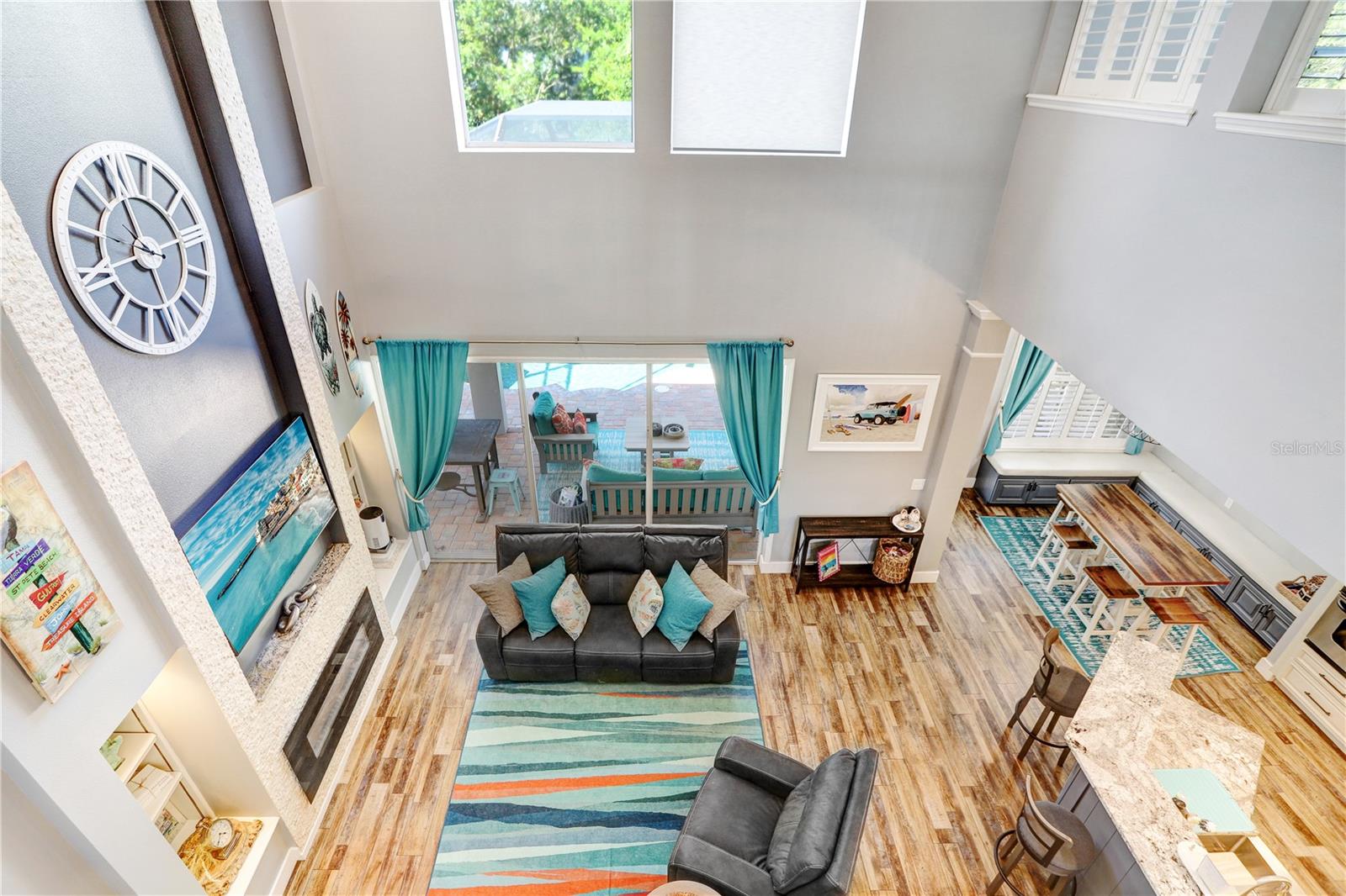 Second floor overlook to family room