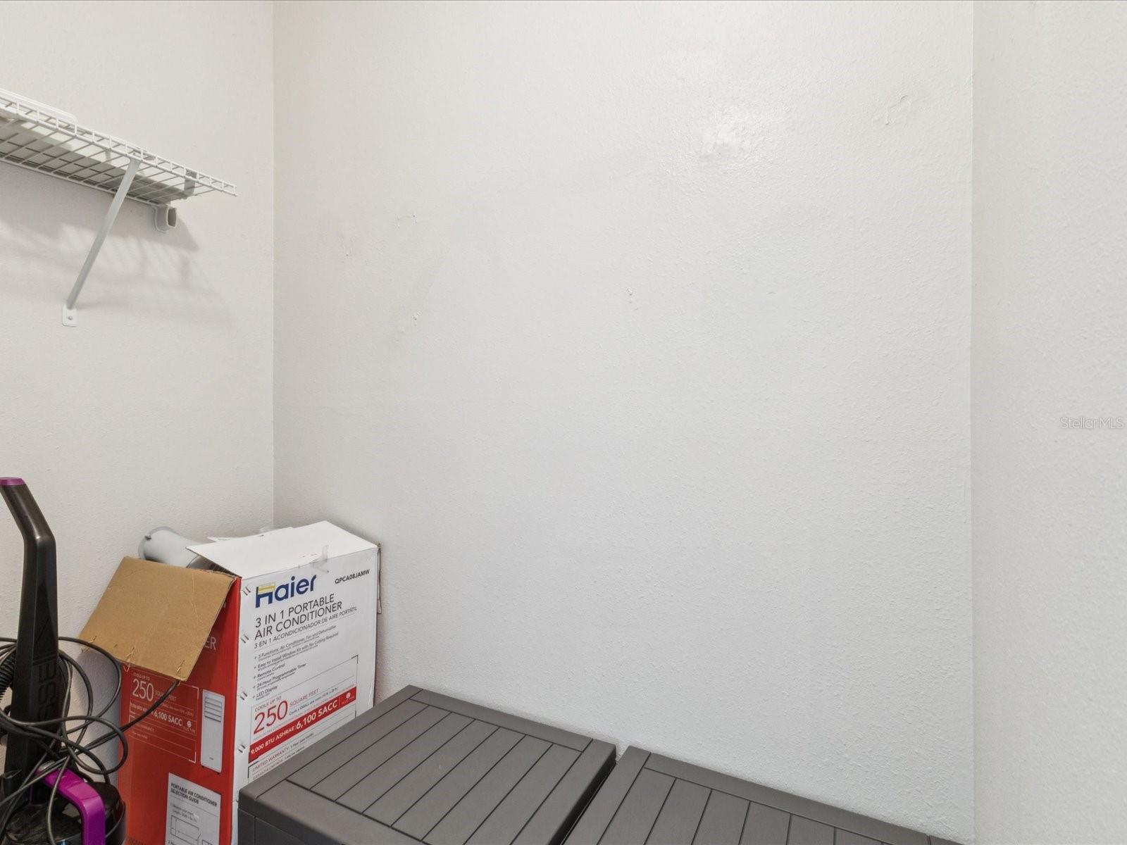 2nd large walk-in closet