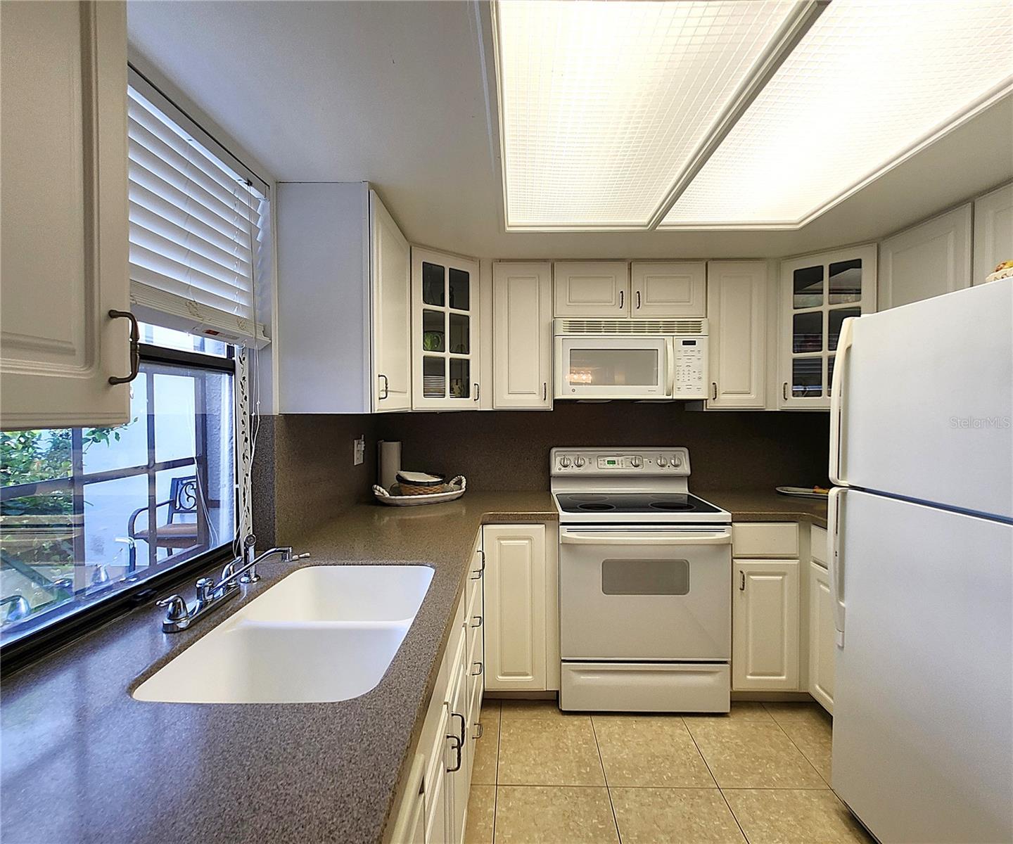 Corian Countertops and all appliances included