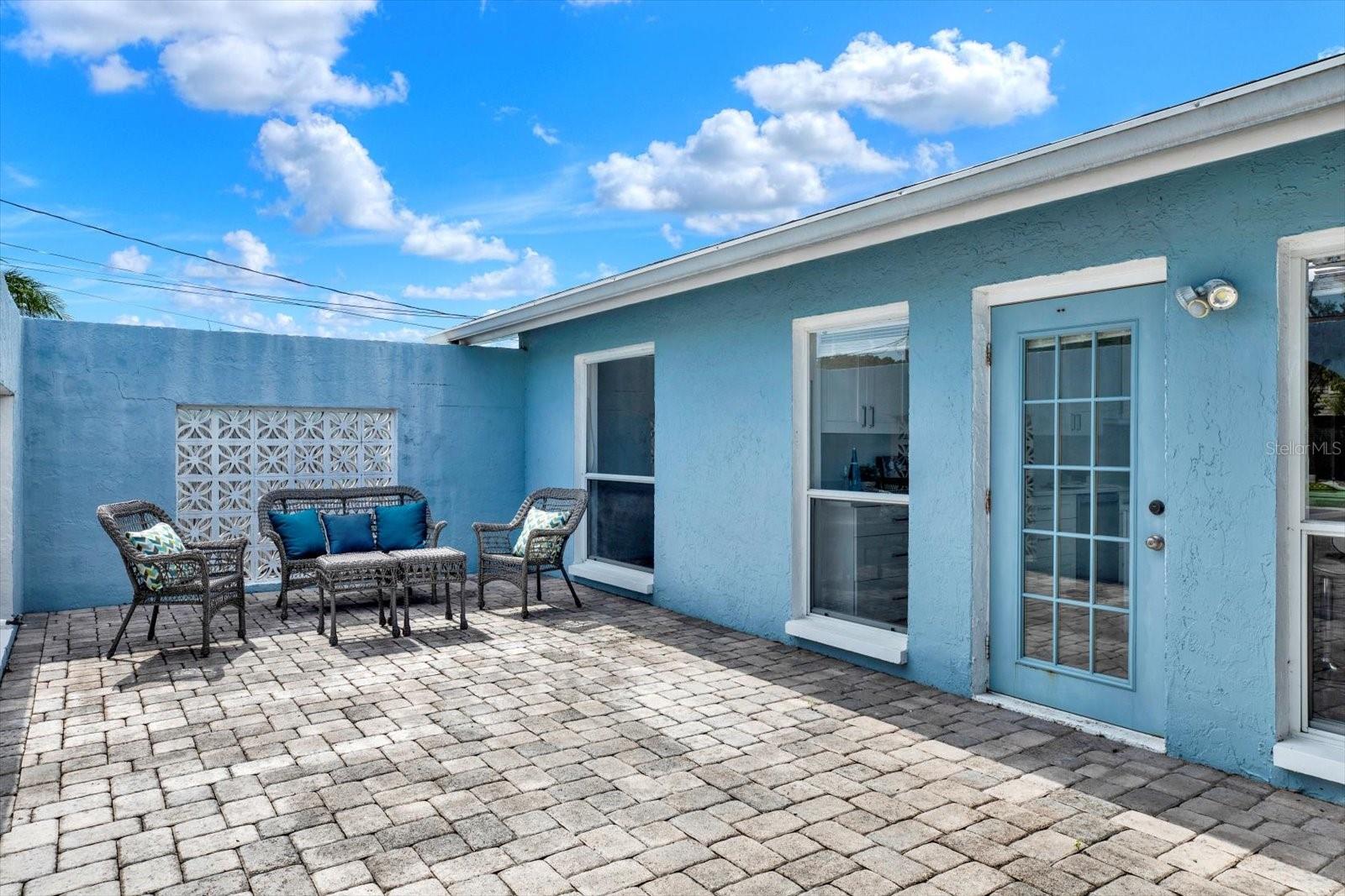 Spacious and welcoming courtyard