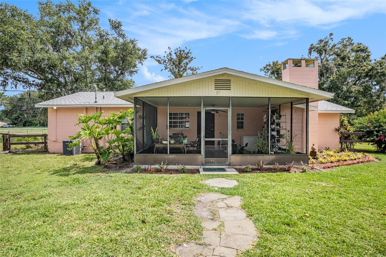 Back View - 235 Old Welcome Rd, Lithia, FL 33547