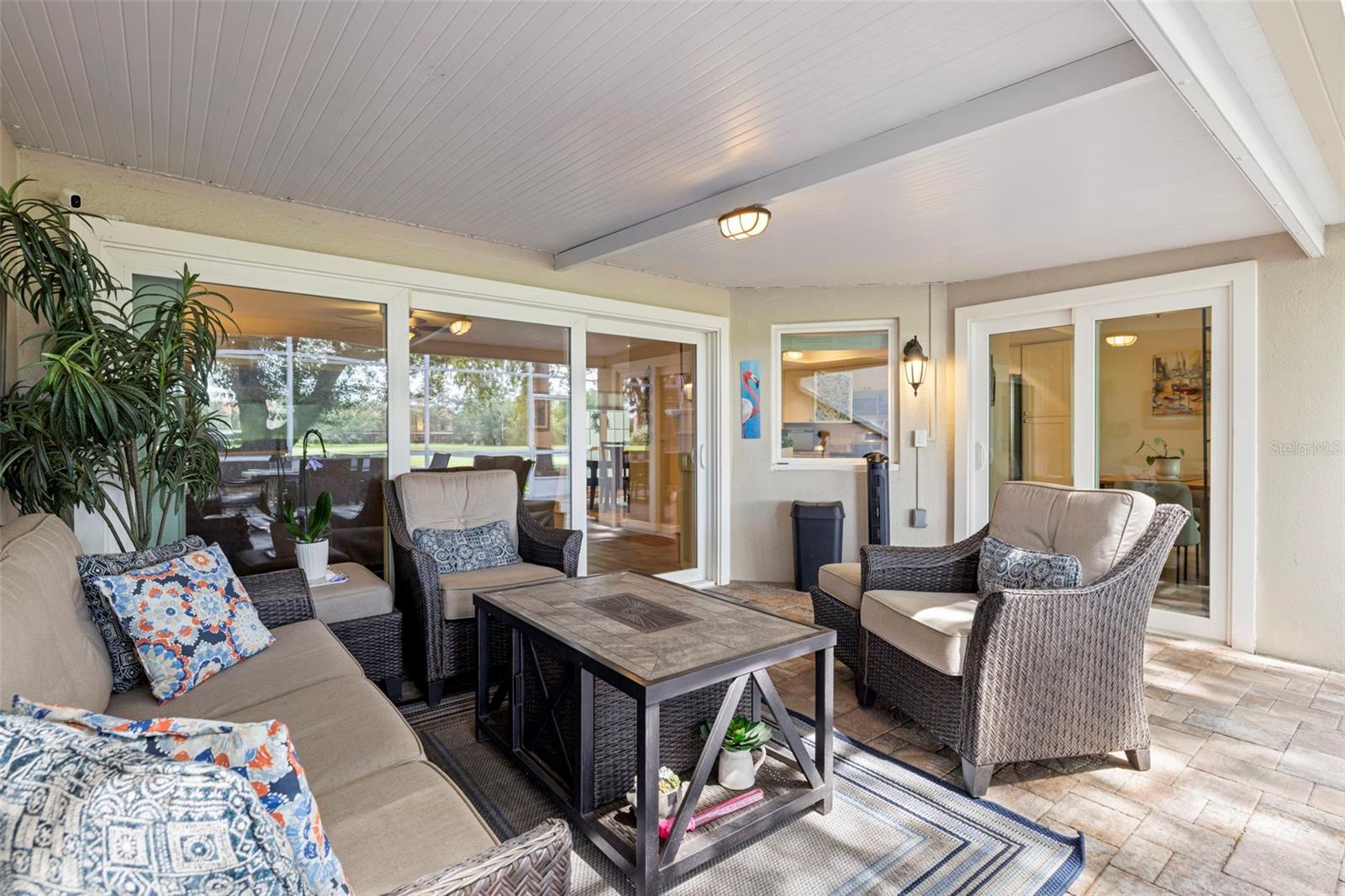 Covered & Screened Lanai