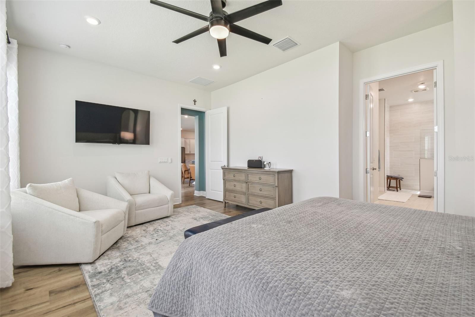 Primary Suite