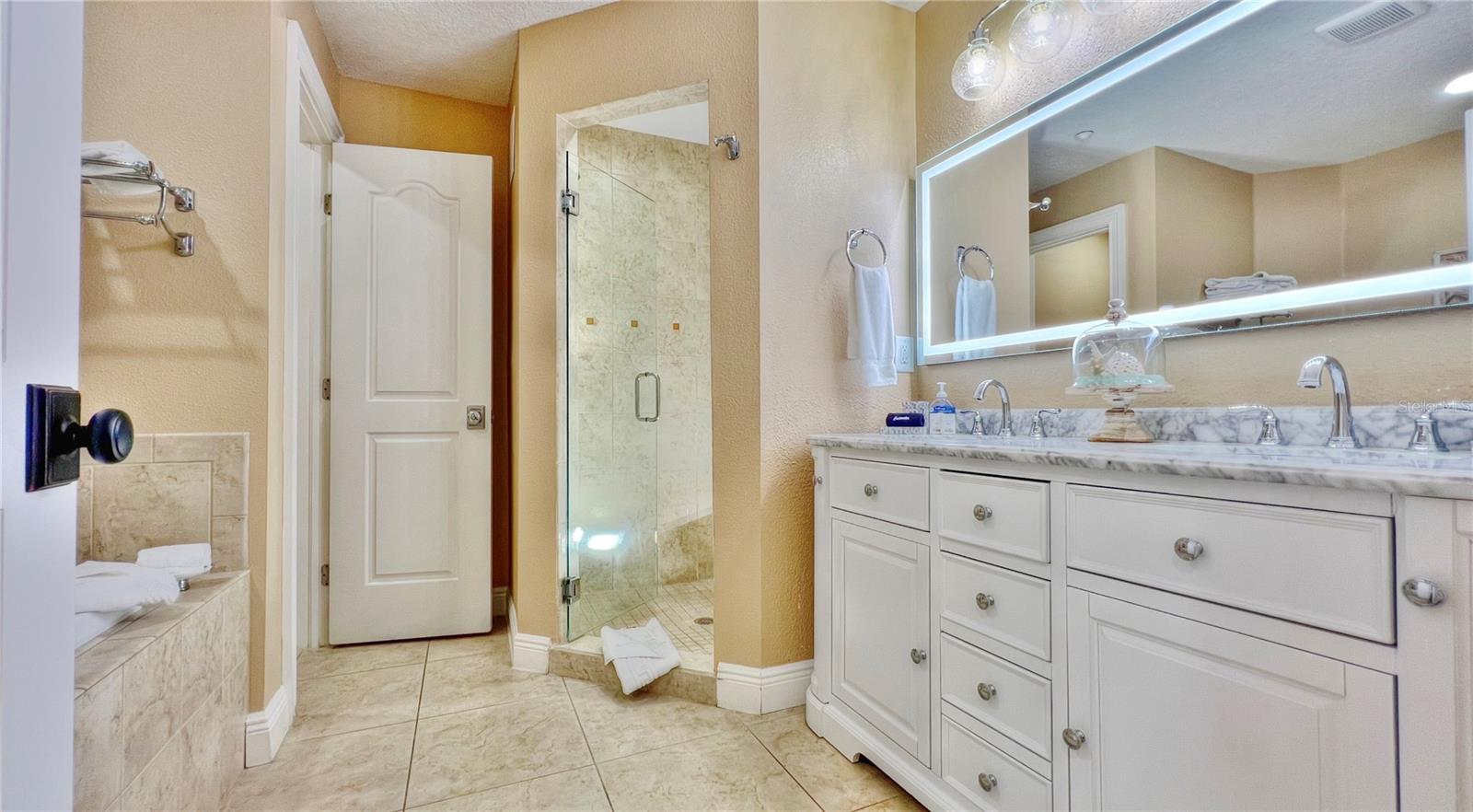 Ensuite