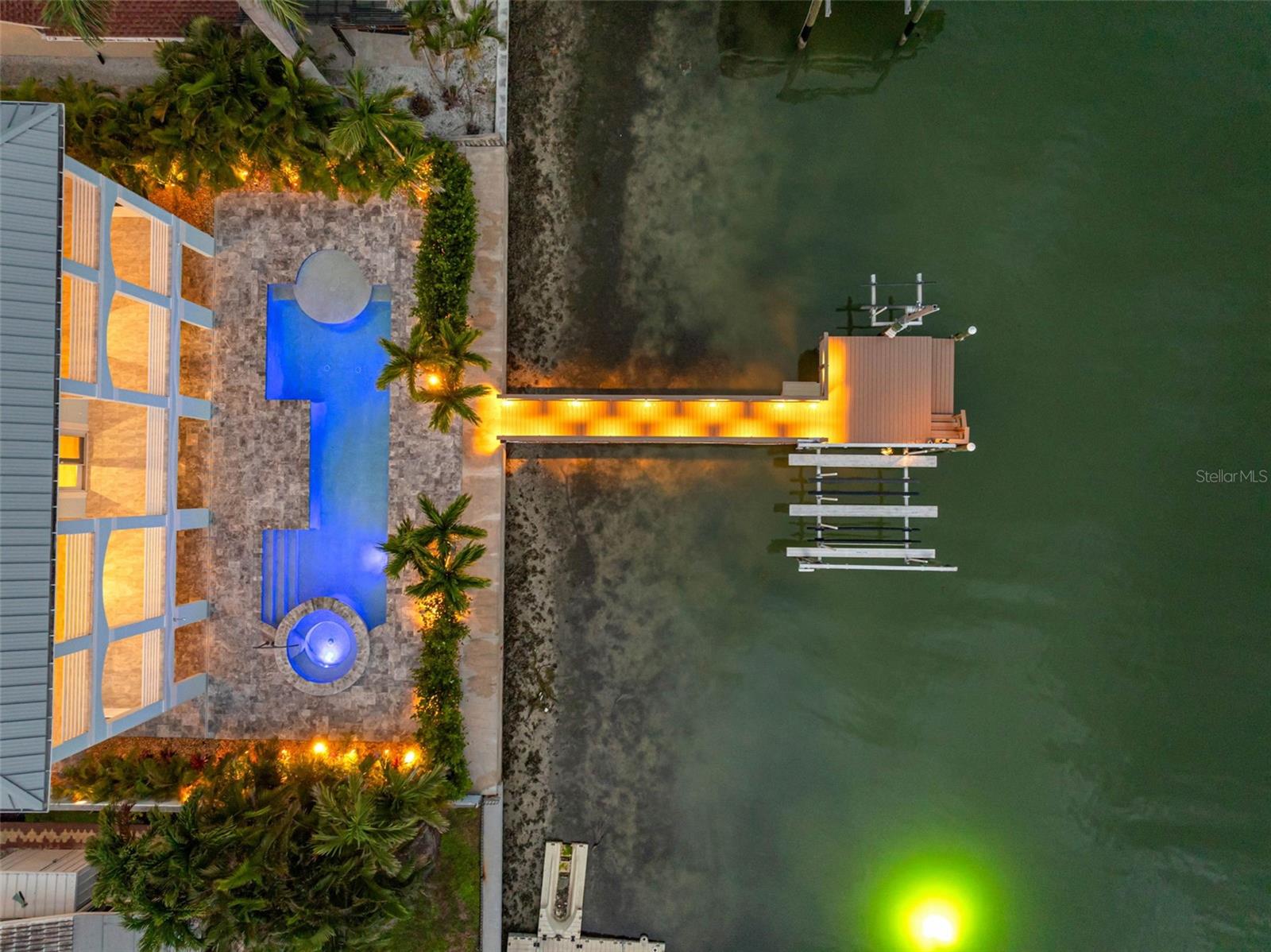 Lighting can change colors in the pool.