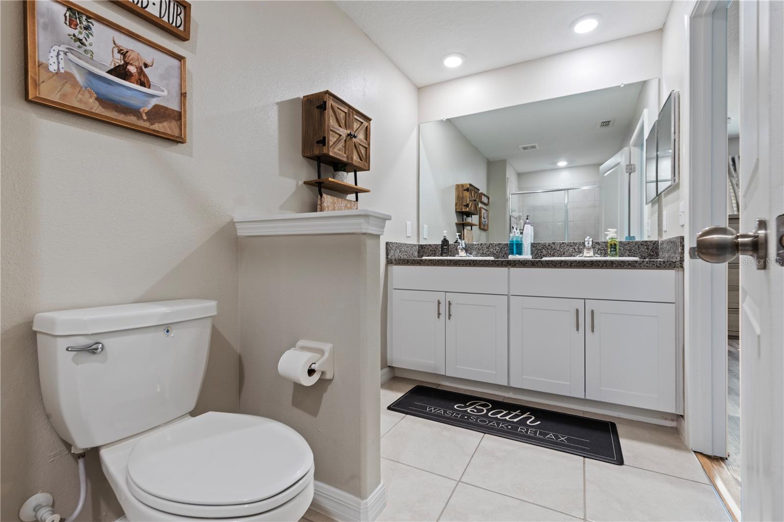 Dual sinks