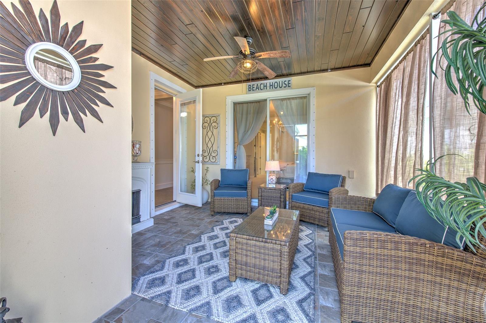Screened-In Lanai