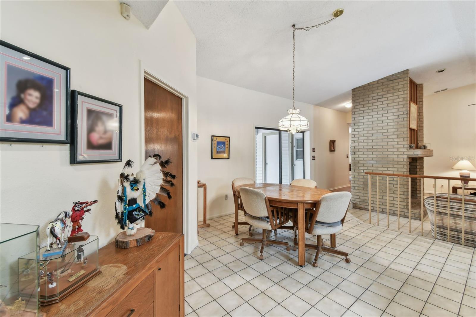 Kitchen Breakfast Area