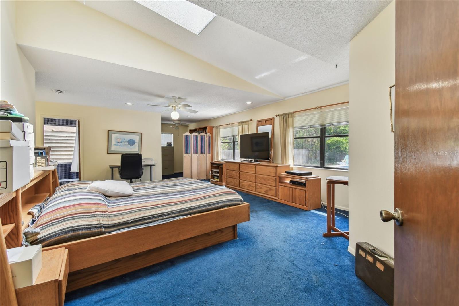 HUGE Primary Bedroom w/skylight