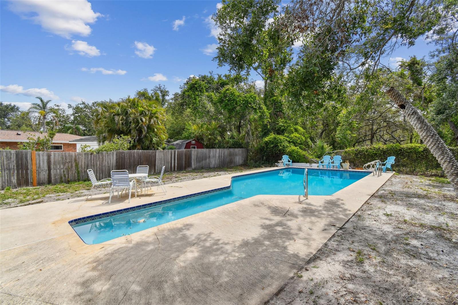 Pool & Deck w/Section for Swimming Laps