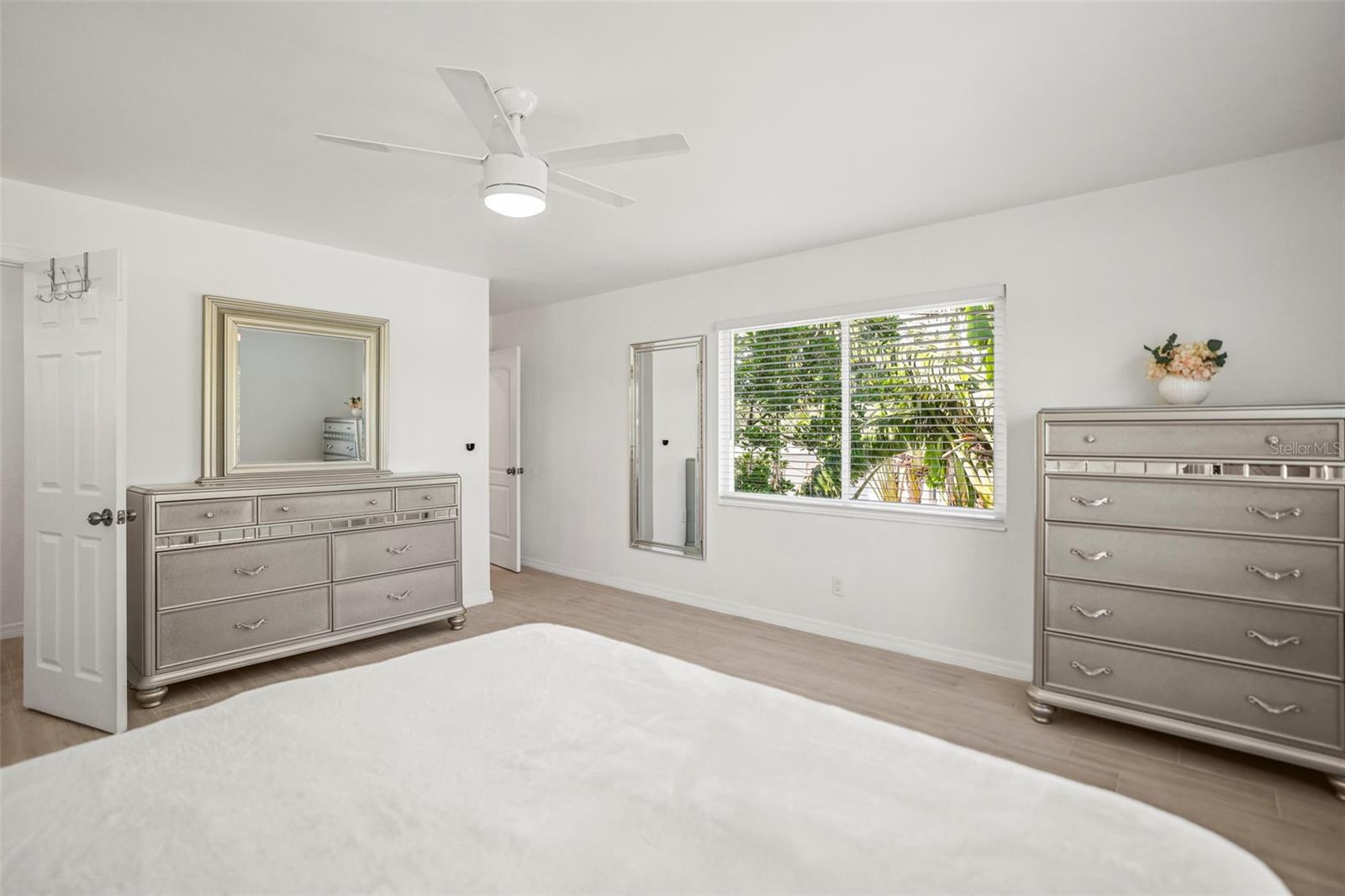 Primary En-Suite on 2nd Floor