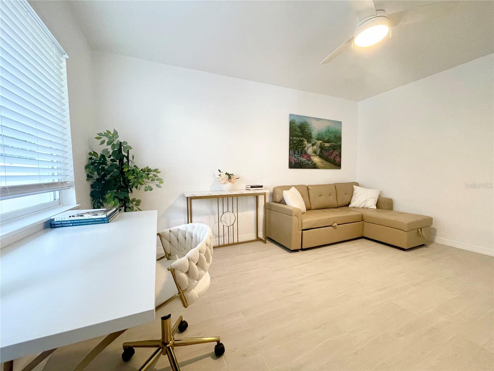 2nd Bedroom