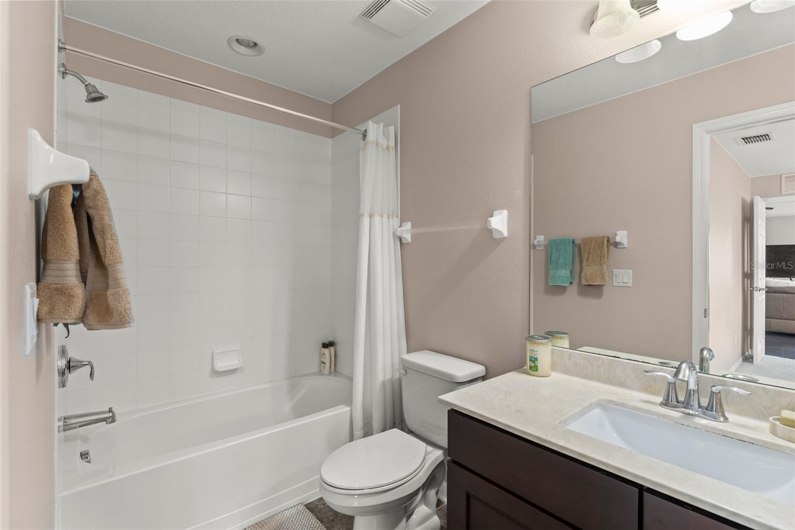Bedroom 2 ensuite