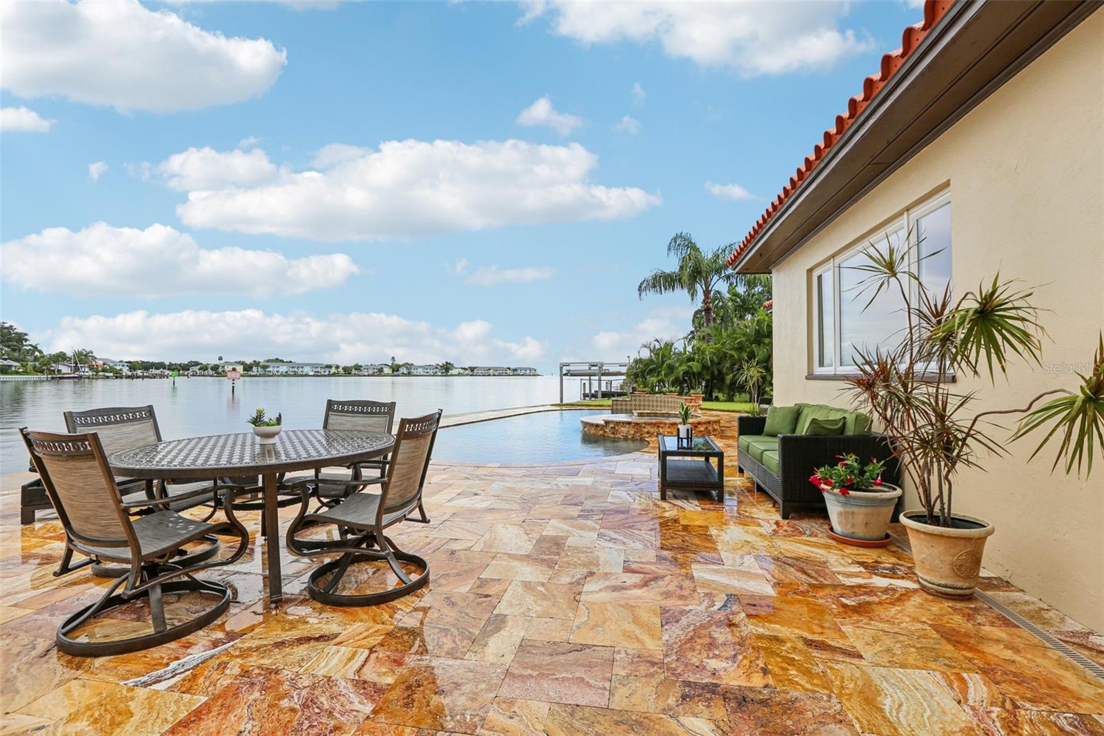 Travertine Pavers