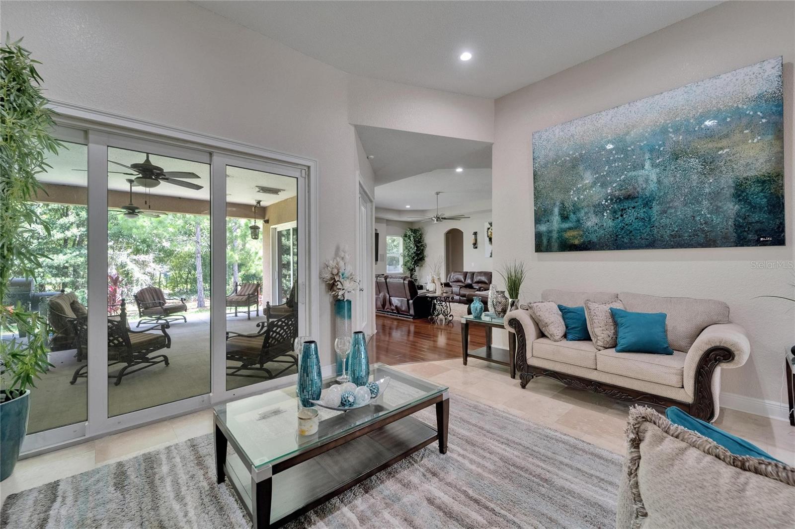 This house is built for ENTERTAINING!