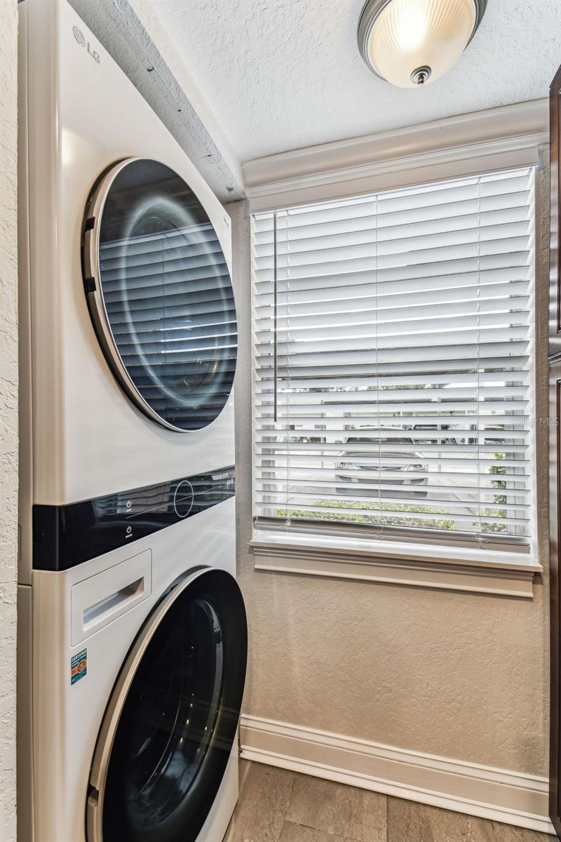 INSIDE LAUNDRY