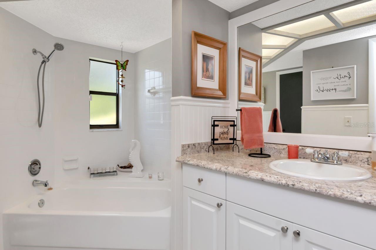 Second Full bath - Main House
