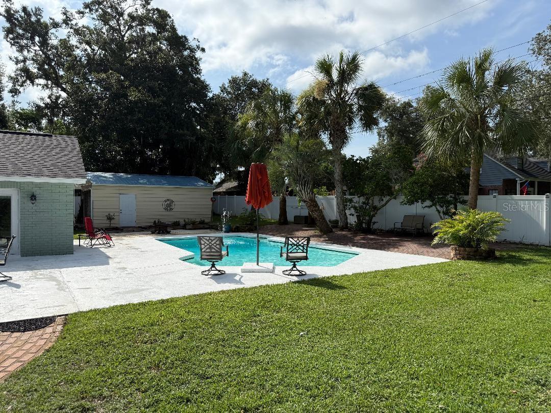 Backyard/Pool Area