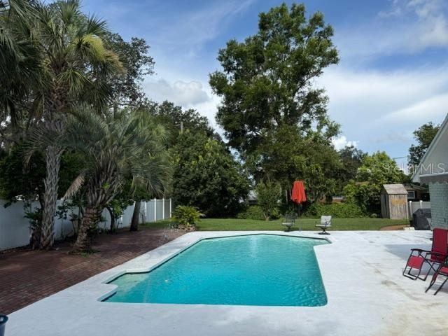 Pool