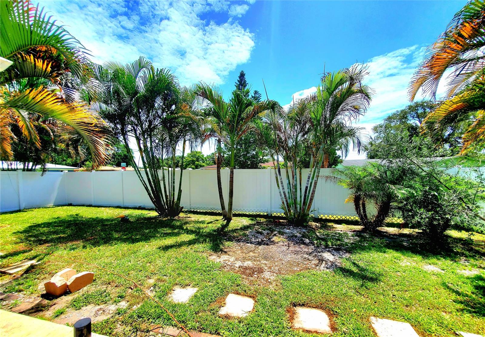 FENCED YARD