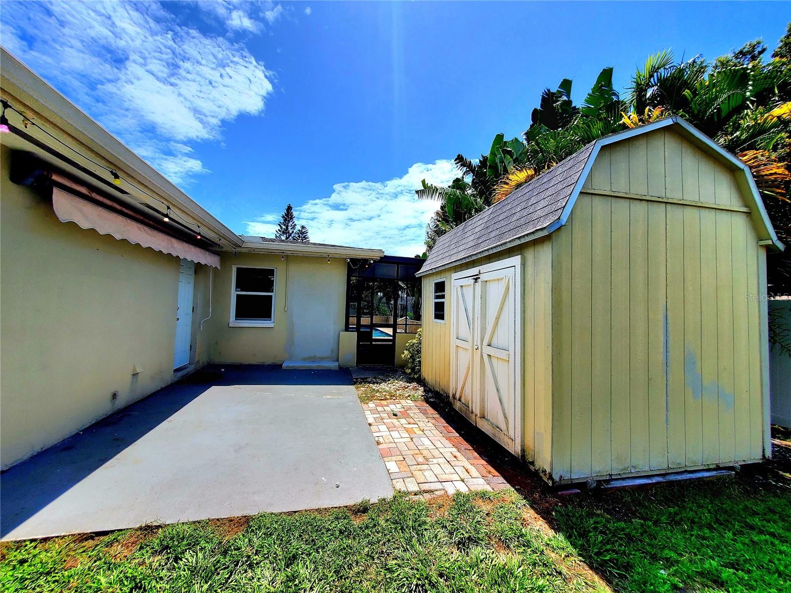 PATIO & SHED