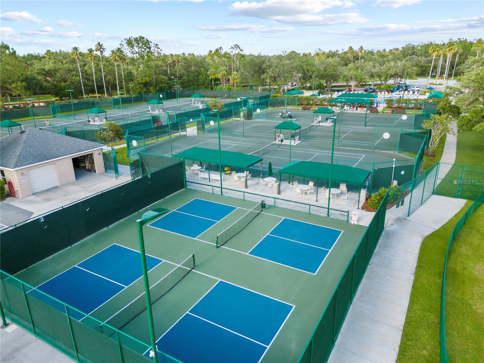 Pickleball and Tennis Courts