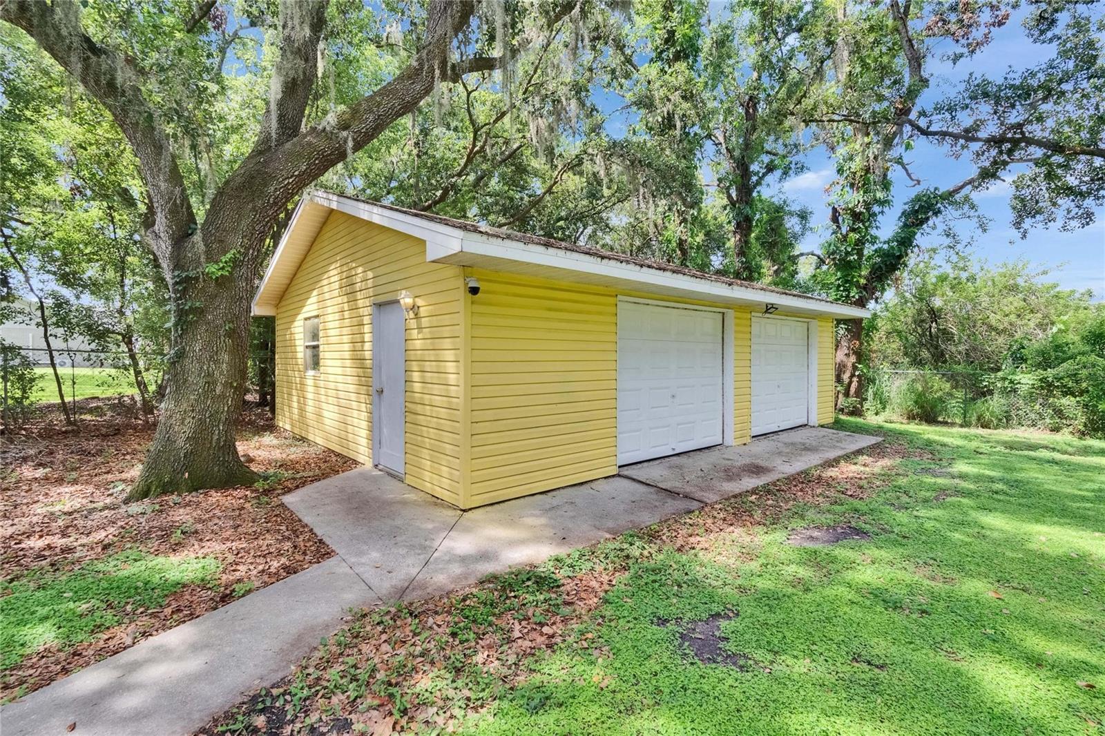Detached Garage/Workshop/ Office etc.  This Building has AC